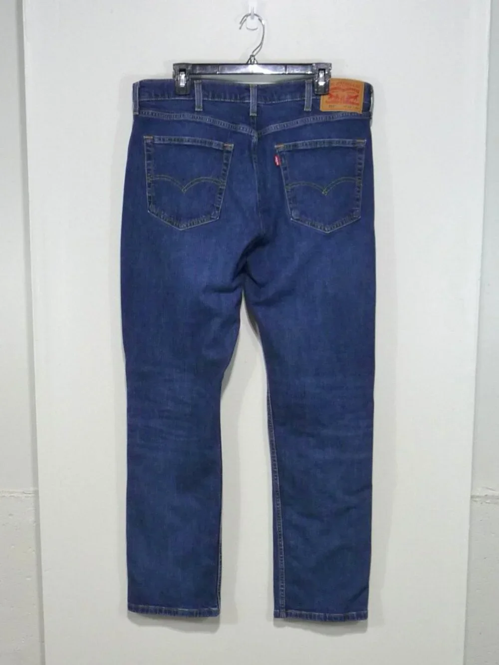 Levi's 514 Straight Fit Jeans 38x30 Medium Wash Denim